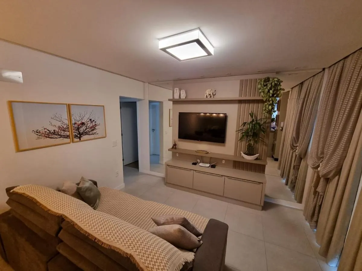 Apartamento Meia Praia Excelente contacts