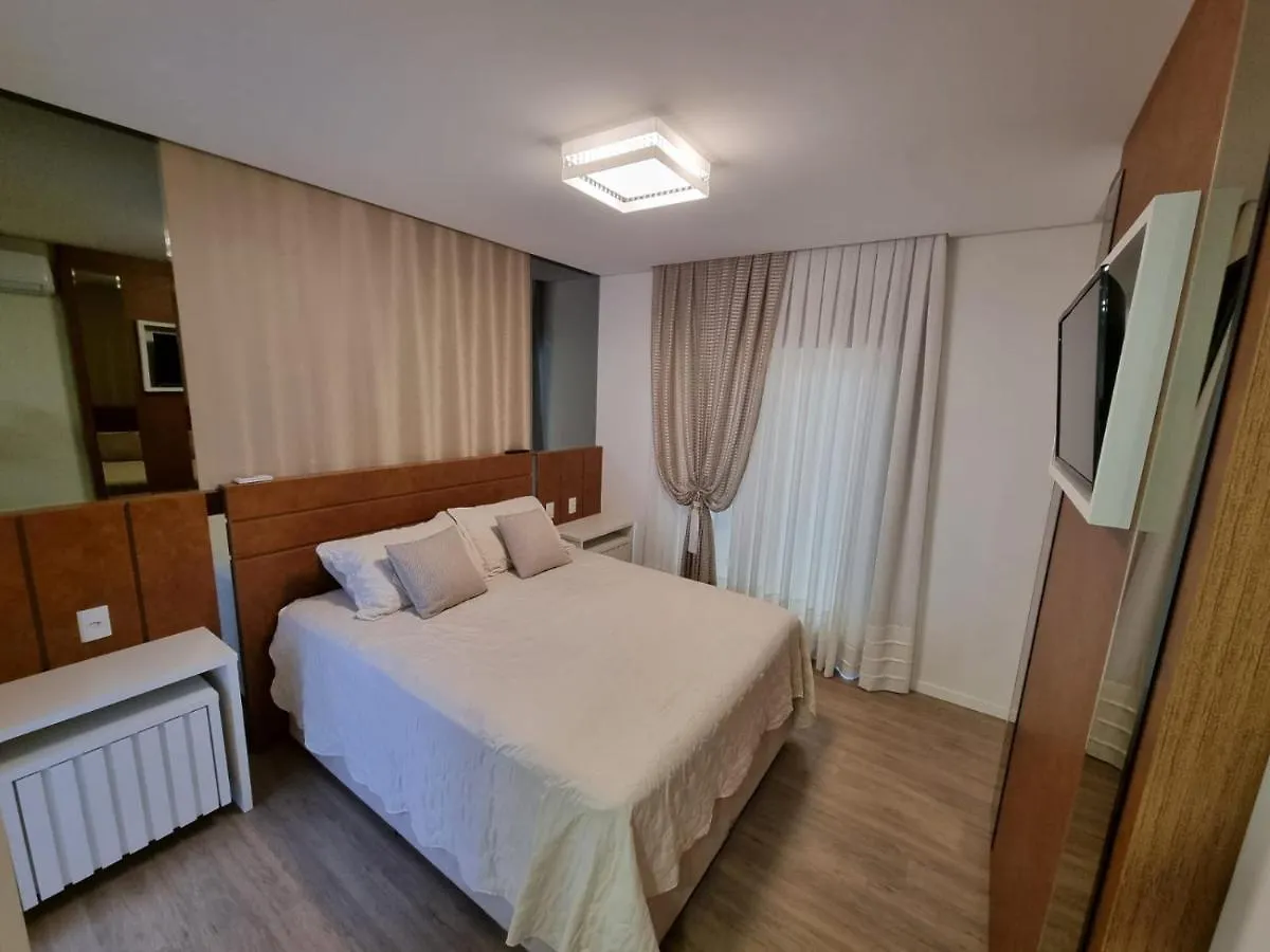 Apartamento Meia Praia Excelente Itapema Brazil